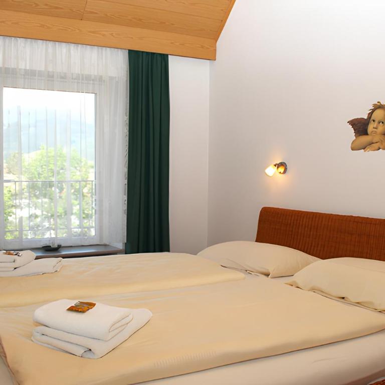 Ferienwohnung Jule - Superior Apartment mit Stadtblick - 10