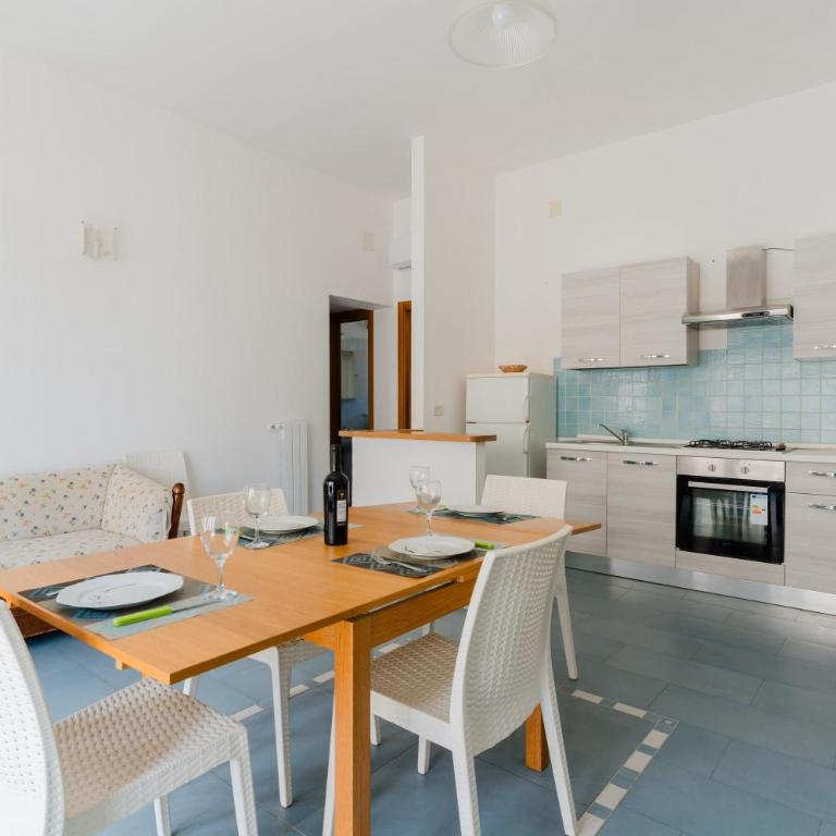 Casa vacanze Afrodite nel centro storico - Appartamento Deluxe con 2 Camere da Letto e Vista Oceano - 9