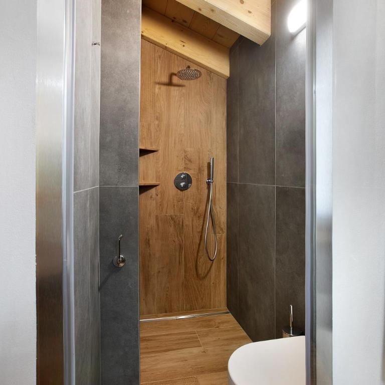 Botton d'oro Camping Stella Alpina - Appartamento Deluxe con 2 Camere da Letto e Vista Giardino - 19