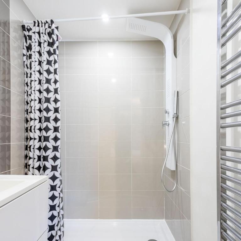 Superbe F2 Spacieux - Saint Raphael - Apartment mit 1 Schlafzimmer und Garten - 16