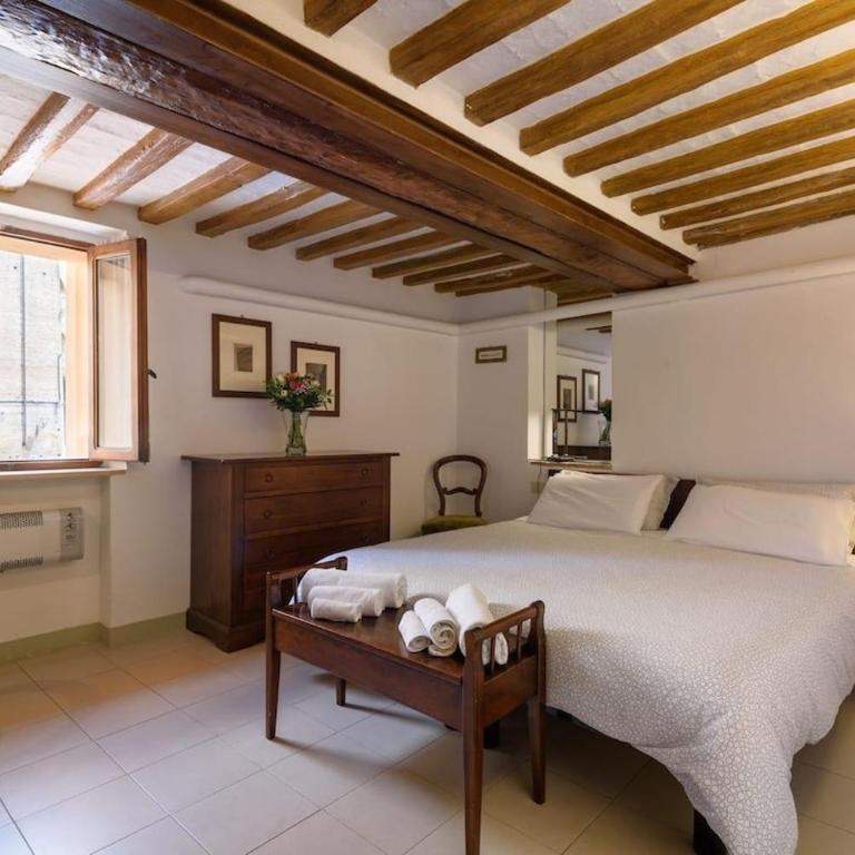 Suite 19zero3 - Two-Bedroom Apartment - 16