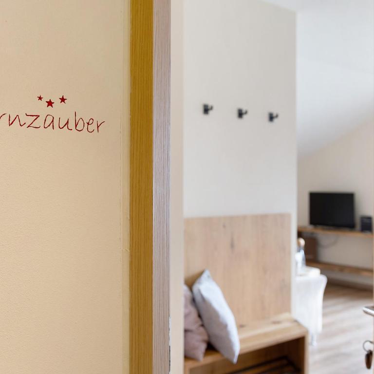 Furnerhof Apt Stearnzauber - Two-Bedroom Deluxe Apartment with Garden View - 19