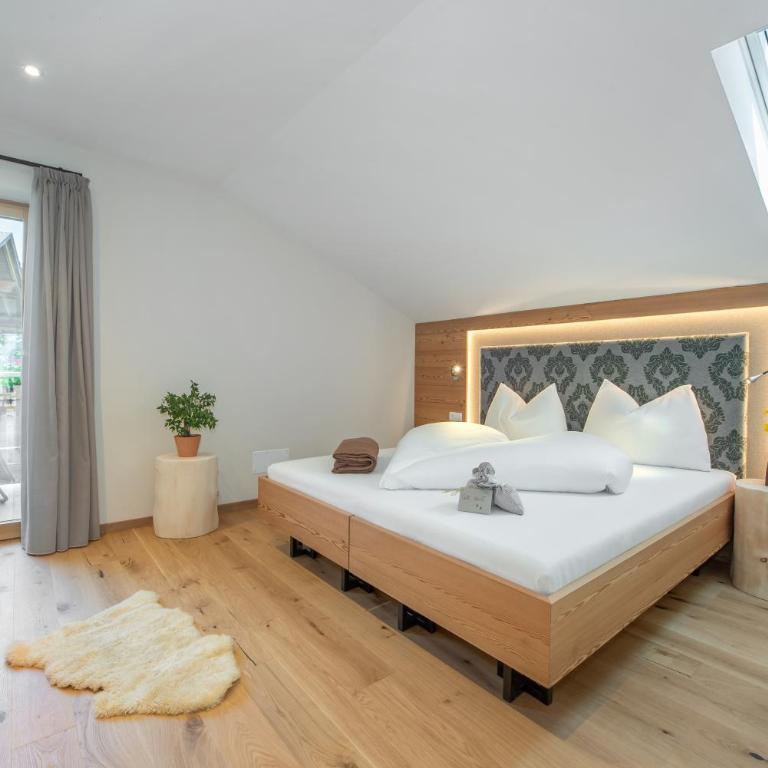 Furnerhof Apt Stearnzauber - Two-Bedroom Deluxe Apartment with Garden View - 12