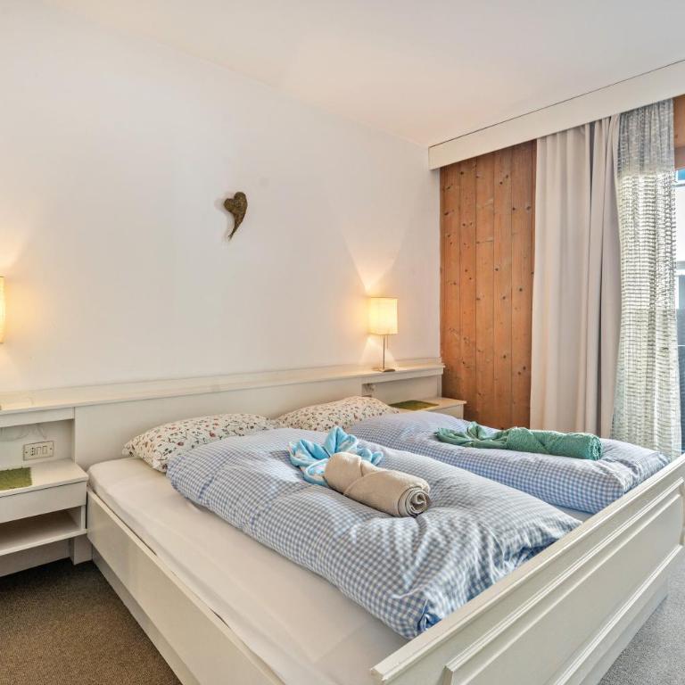 Biobauernhof Toellerhof - Double Room with Mountain View - 1