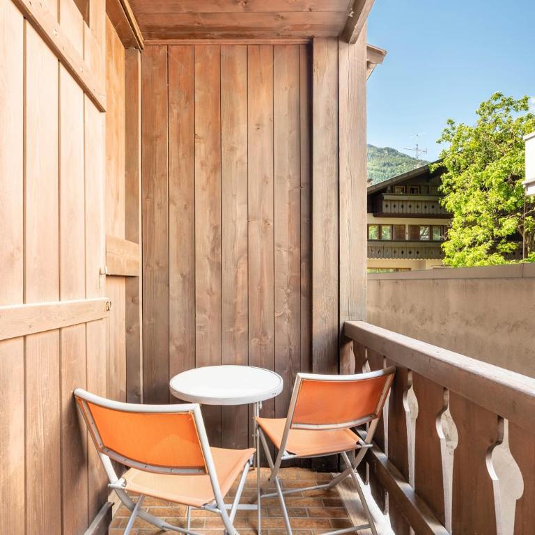 Biobauernhof Toellerhof - Double Room with Mountain View - 4