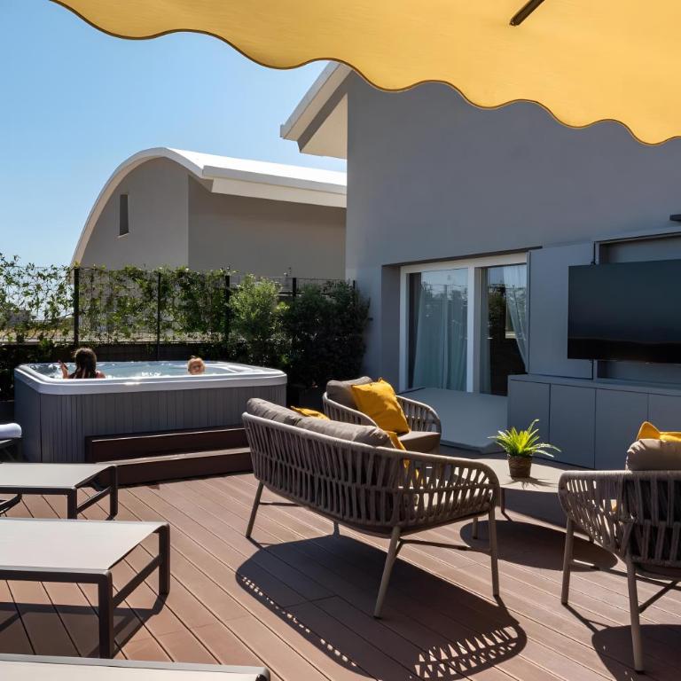 Luxury terrazza - Two-Bedroom Deluxe Apartment with Ocean View - 18