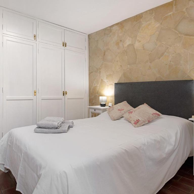 Apartamento White Sun - Apartamento Superior con vistas a la ciudad - 11