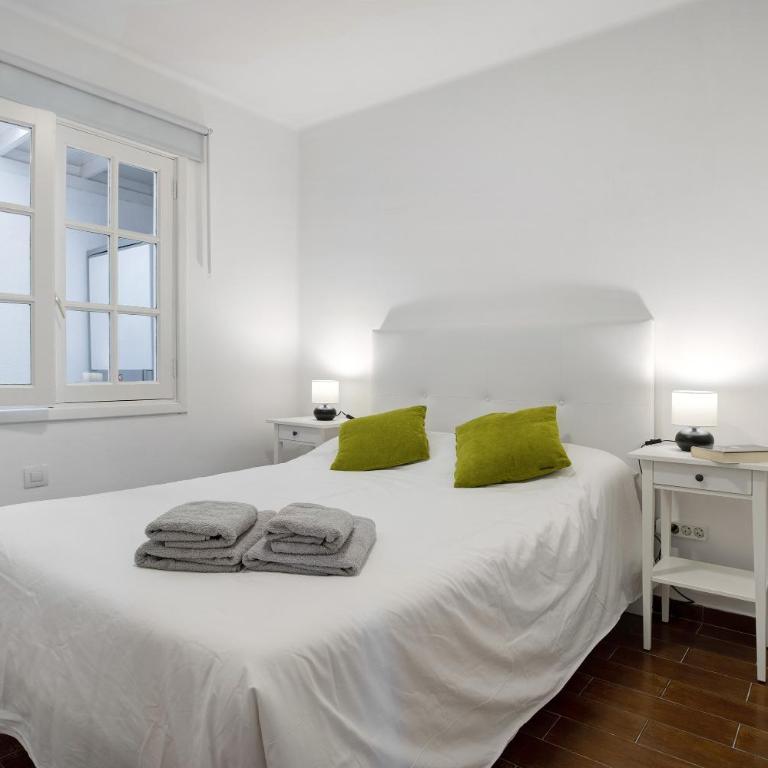 Apartamento White Sun - Apartamento Superior con vistas a la ciudad - 17