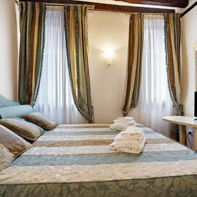 Art Palace - Residenza Giardini - Camera Queen Standard - 12