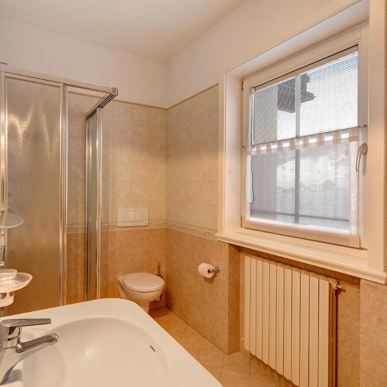 Chalet Betty Appartamento Pec - Superior Apartment with City View - 12