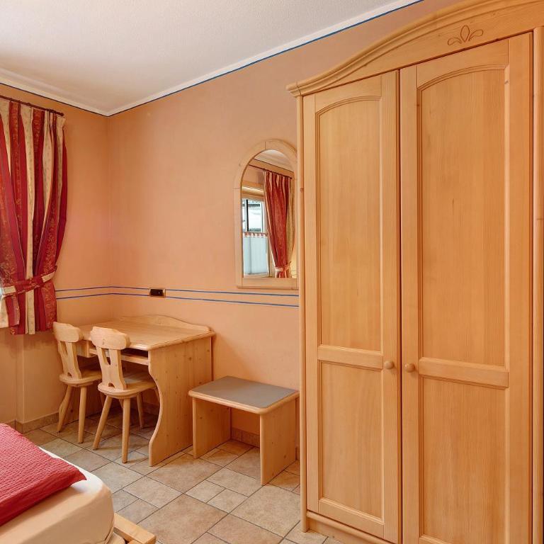 Chalet Betty Appartamento Pec - Superior Apartment with City View - 10