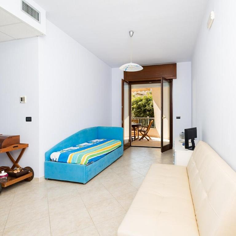 Rosa Virginia - terrazza vista mare - Two-Bedroom Apartment with Sea View - 13