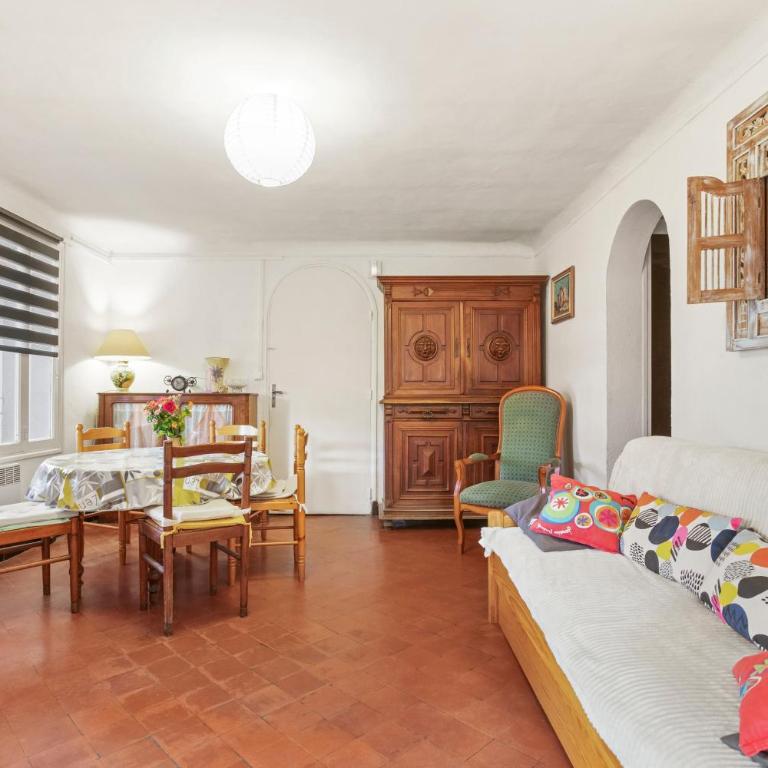 Appartement avec clim et terrasse - Appartamento Deluxe con 2 Camere da Letto e Vista Giardino - 6