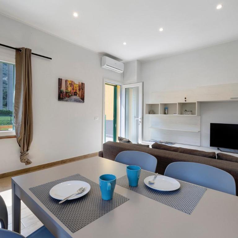 Ca di perti apt 1 - Appartamento Deluxe con 2 Camere da Letto e Vista Giardino - 9