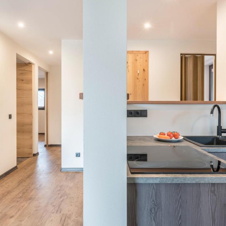 Villa Lara Zirbe - Appartamento Deluxe con 2 Camere da Letto e Vista Giardino - 9