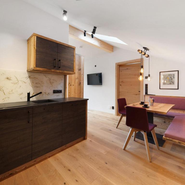 Apartments Schlernheim - Appartamento Deluxe con 2 Camere da Letto e Vista Giardino - 8