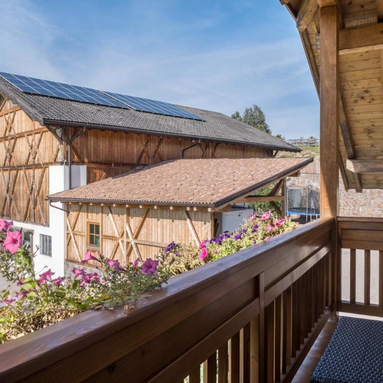 Tschigghof - Two-Bedroom Deluxe Apartment with Garden View - 17