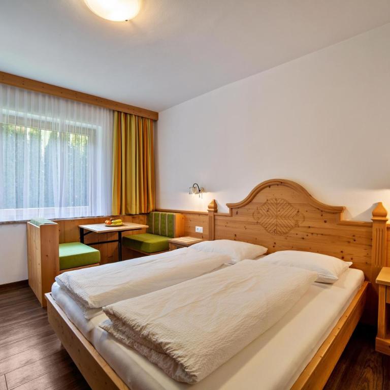 Obermoarhof Hönigspitze OG Deluxe - Deluxe-Apartment mit 2 Schlafzimmern und Gartenblick - 14