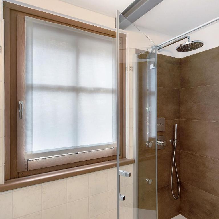 Chalet Monteneve App Bordeaux - Appartamento Deluxe con 2 Camere da Letto e Balcone - 18