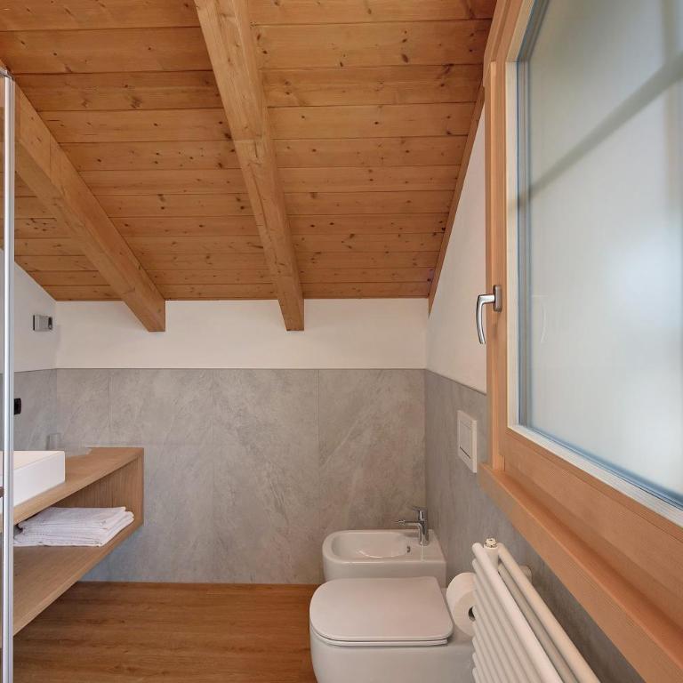 Chalet Monteneve App Bordeaux - Appartamento Deluxe con 2 Camere da Letto e Balcone - 15