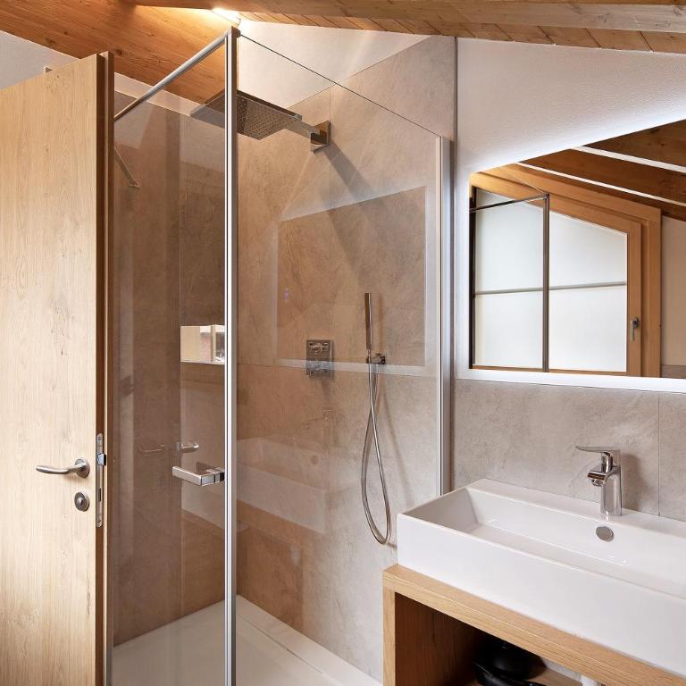 Chalet Monteneve App Bordeaux - Appartamento Deluxe con 2 Camere da Letto e Balcone - 13