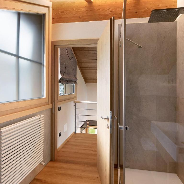 Chalet Monteneve App Bordeaux - Appartamento Deluxe con 2 Camere da Letto e Balcone - 14