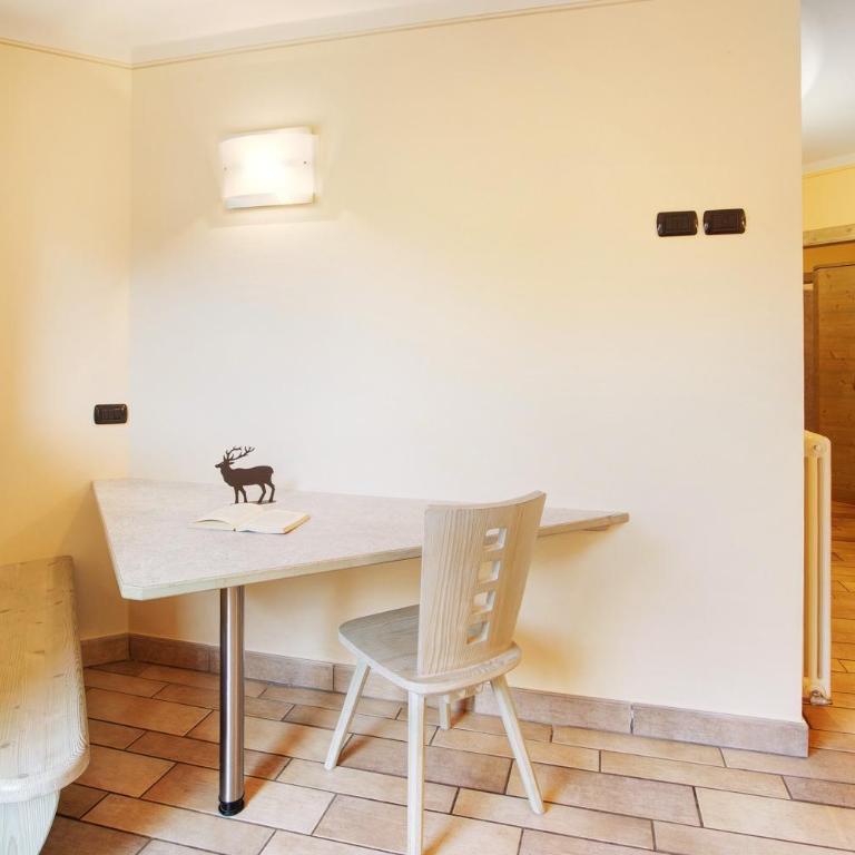 Appartamento 2 - Appartamento con 1 Camera da Letto e Vista Giardino - 6