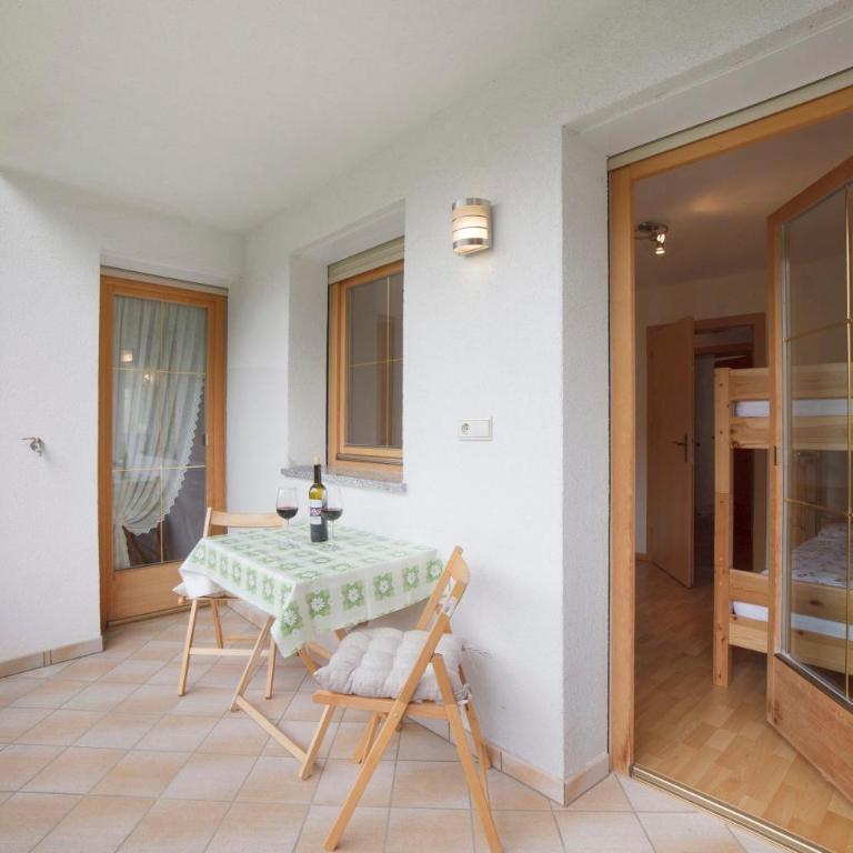 Hienerhof - Appartement 3 Chambres Premium avec Balcon - 16