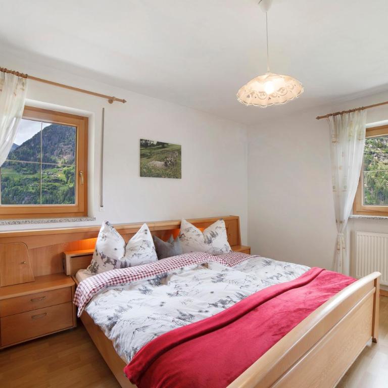 Hienerhof - Appartement 3 Chambres Premium avec Balcon - 10