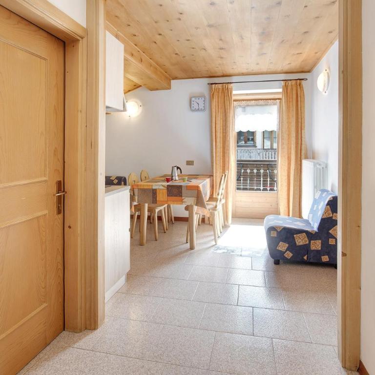 Appartamenti Elisabetta n1 - Appartamento Deluxe con 2 Camere da Letto e Balcone - 2