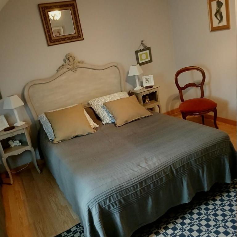 Chambres D'hôtes Au Gré Du Temps - Triple Room with Shower - 4