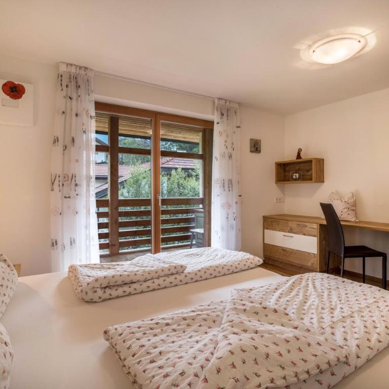 Apartment Linda Chalet Martina - Appartamento Deluxe con 2 Camere da Letto e Vista Giardino - 13