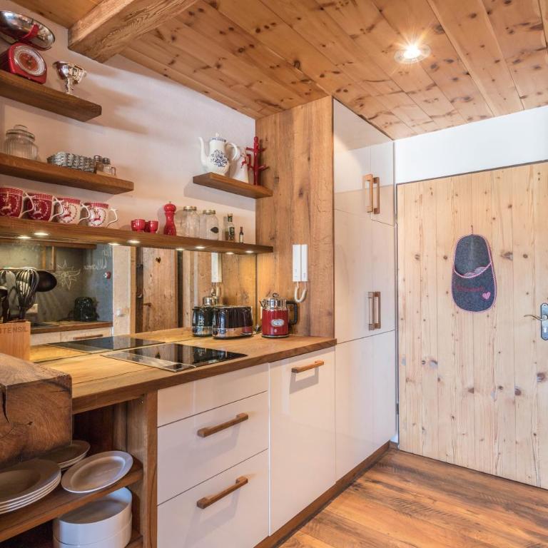 Alpenauszeit im Zirbenholz Chalet - Studio mit Schlafsofa - 5