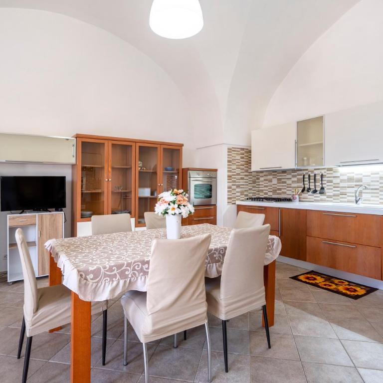 La casa di pietra location Rosy - Appartamento Deluxe con 2 Camere da Letto e Vista Giardino - 10