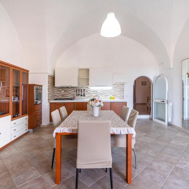 La casa di pietra location Rosy - Appartamento Deluxe con 2 Camere da Letto e Vista Giardino - 13