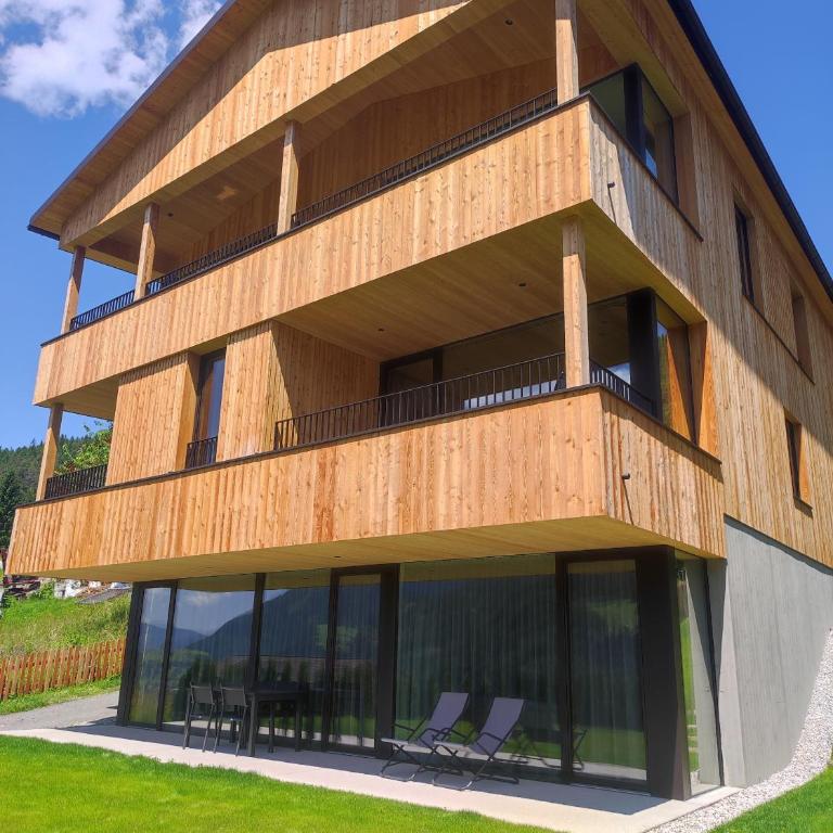 Apartments Emilia - Appartamento Deluxe con 2 Camere da Letto e Vista Giardino - 11
