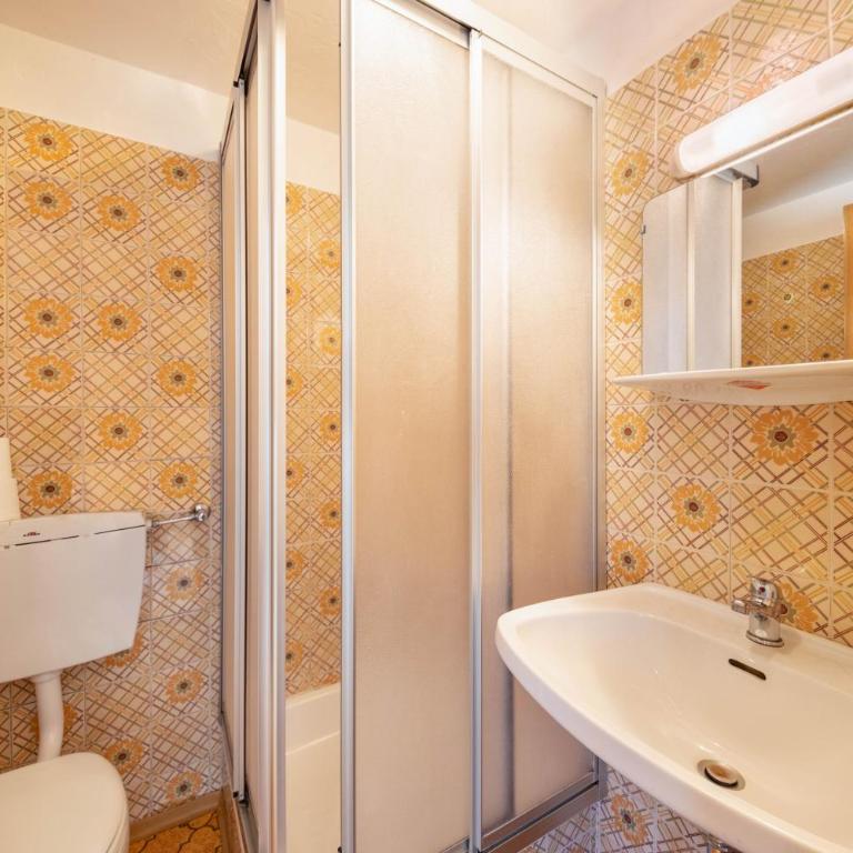 Malgorerhof Sonja - Two-Bedroom Deluxe Apartment with Garden View - 20