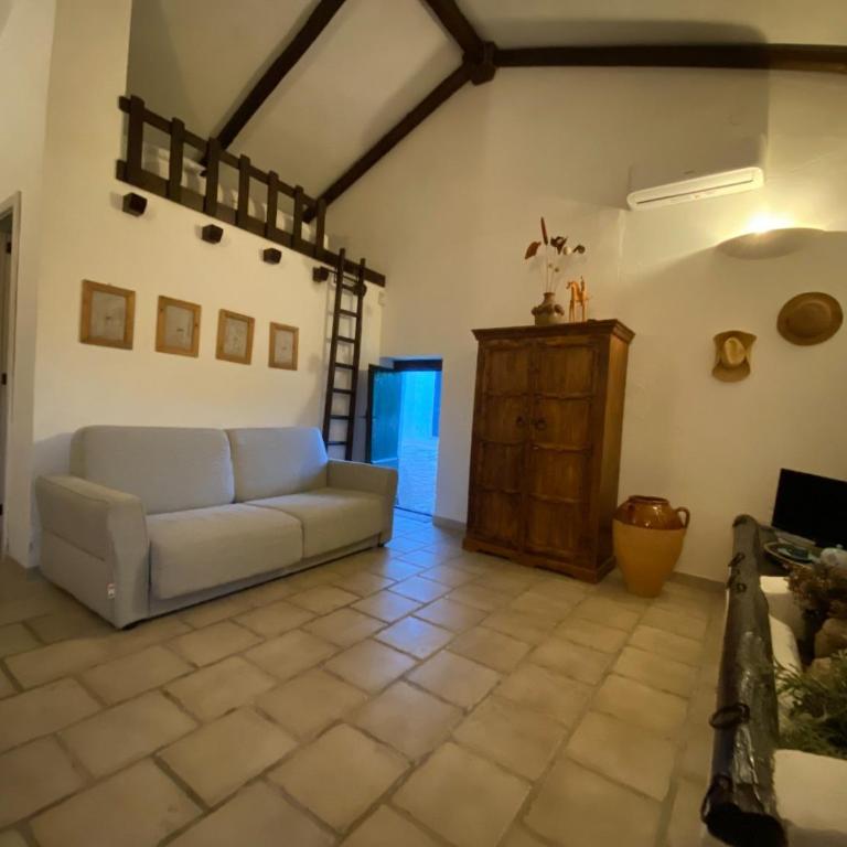 Villa Riggia - Appartamento Deluxe con 2 Camere da Letto e Vista Giardino - 2