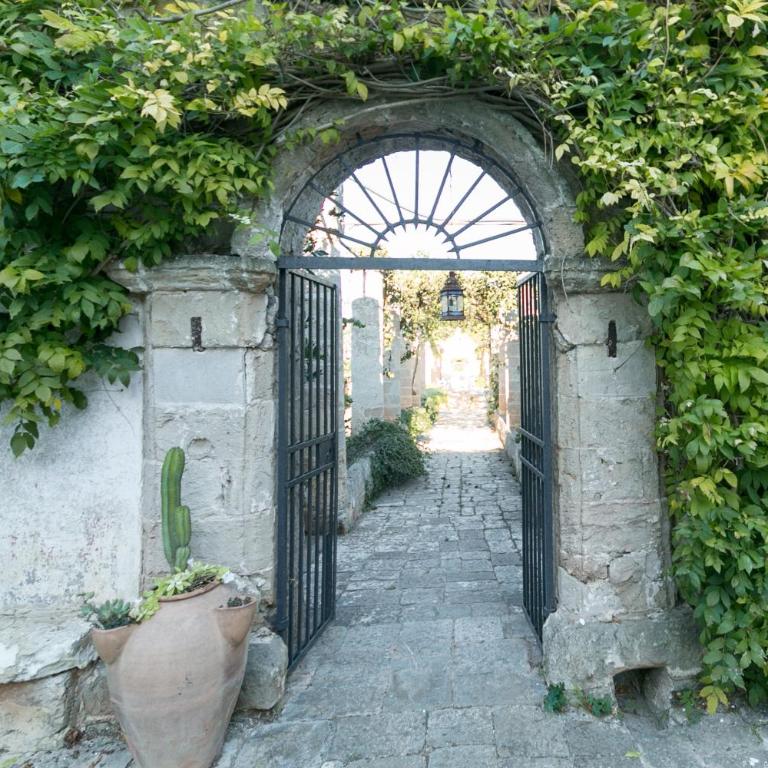 Villa Riggia - Appartamento Deluxe con 2 Camere da Letto e Vista Giardino - 13