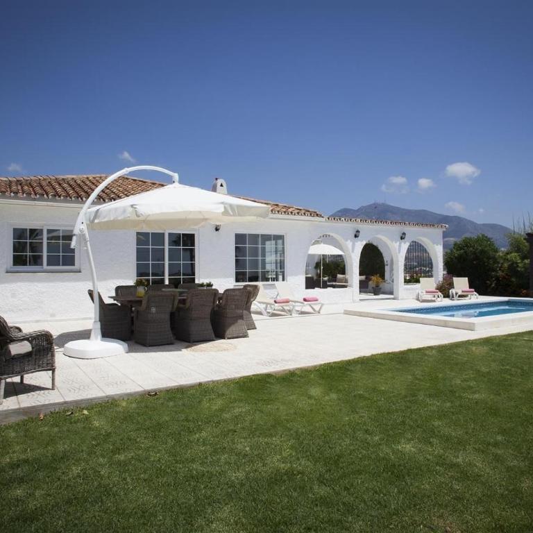 Fantastic renovated villa annex - Villa - 5