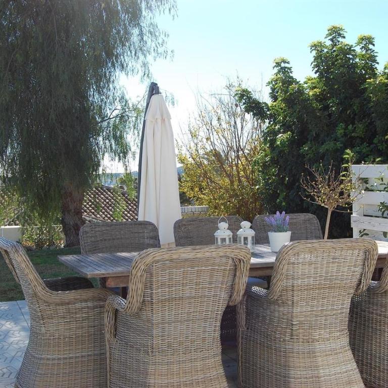 Fantastic renovated villa annex - Villa - 8