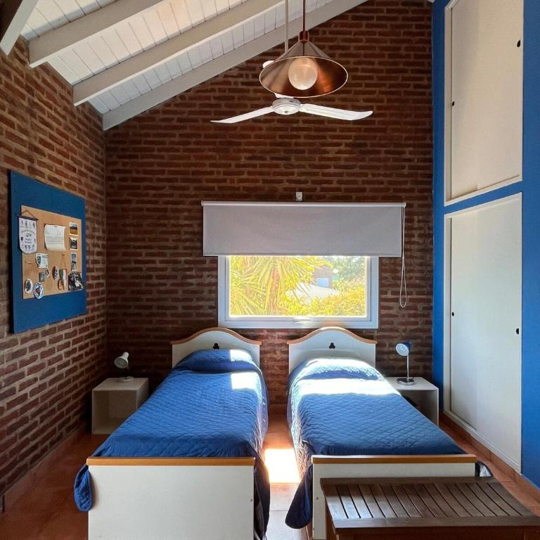 Casa luminosa con amplio jardín en Barrio Golf - Casa - 22