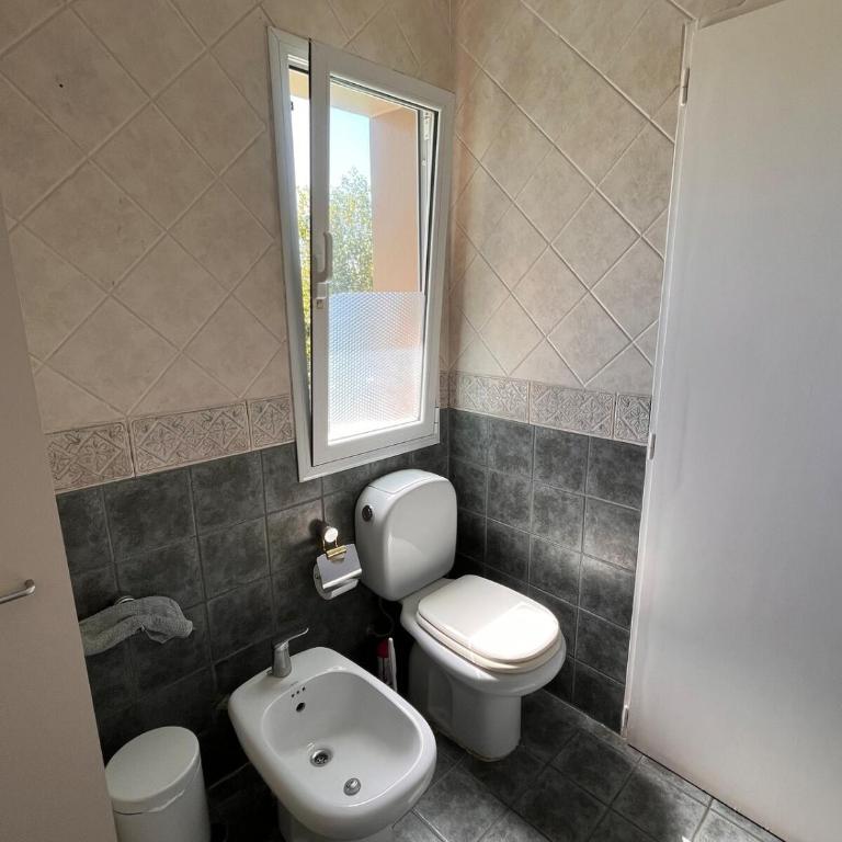 Casa luminosa con amplio jardín en Barrio Golf - Casa - 25