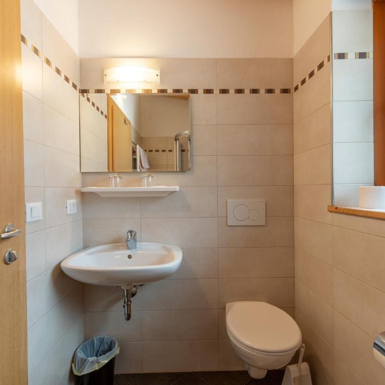 Wiesengrund - Dachgeschoss 2 - Appartamento Deluxe con 2 Camere da Letto e Vista Giardino - 4