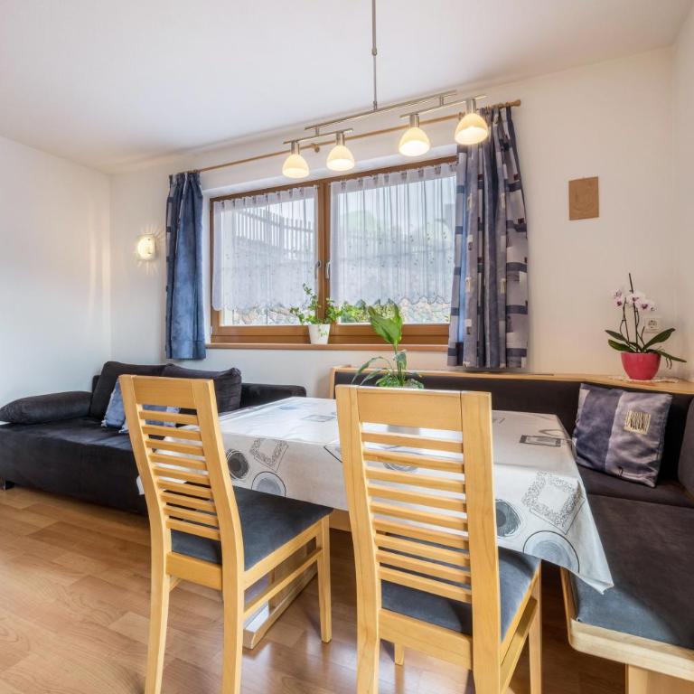 Urlaub auf dem Bauernhof Hallerhof - Deluxe Apartment mit Balkon und 2 Schlafzimmern - 5