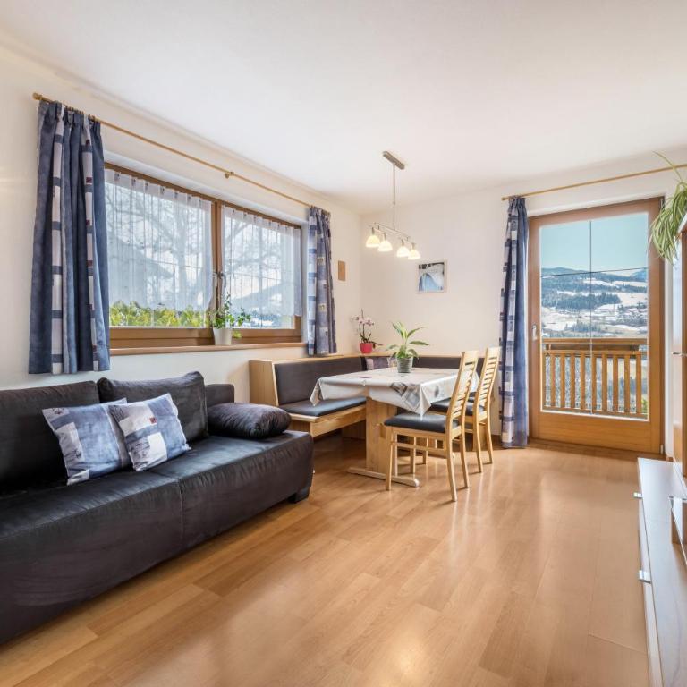 Urlaub auf dem Bauernhof Hallerhof - Deluxe Apartment mit Balkon und 2 Schlafzimmern - 1