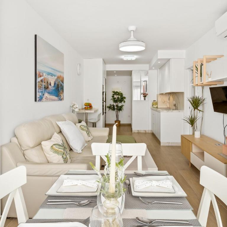 Miramar el Lago - Two-Bedroom Deluxe Apartment with Garden View - 19