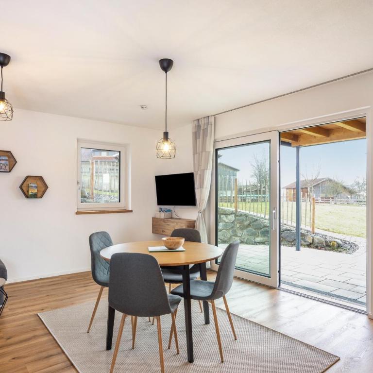 Ferienwohnung Alpenvorland - Apartment mit 1 Schlafzimmer und Gartenblick - 19