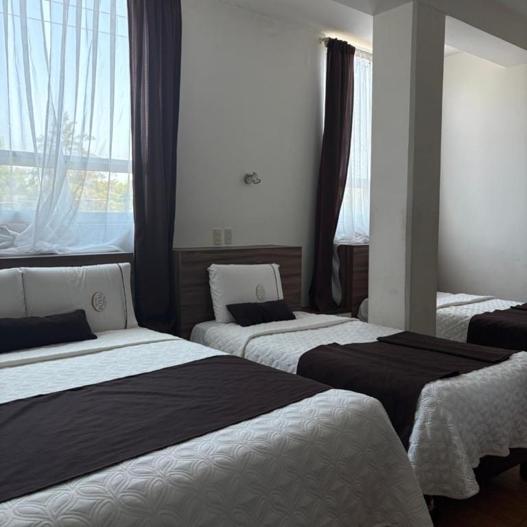 Hotel Royal Puebla - Habitación Triple Básica - 2