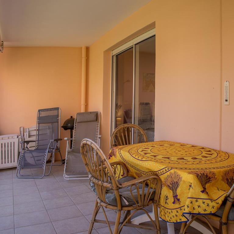 Appartement Stomolocation - Appartement 1 Chambre - Vue sur Jardin - 3